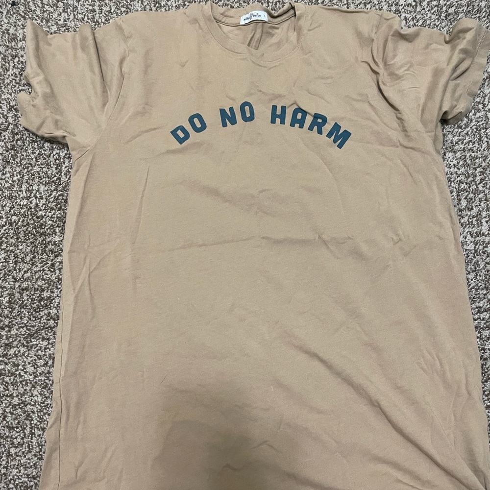 The bee & the fox do no harm tshirt
